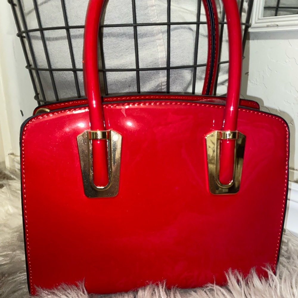 RED PURSE 🔴 - Picture 3 of 7